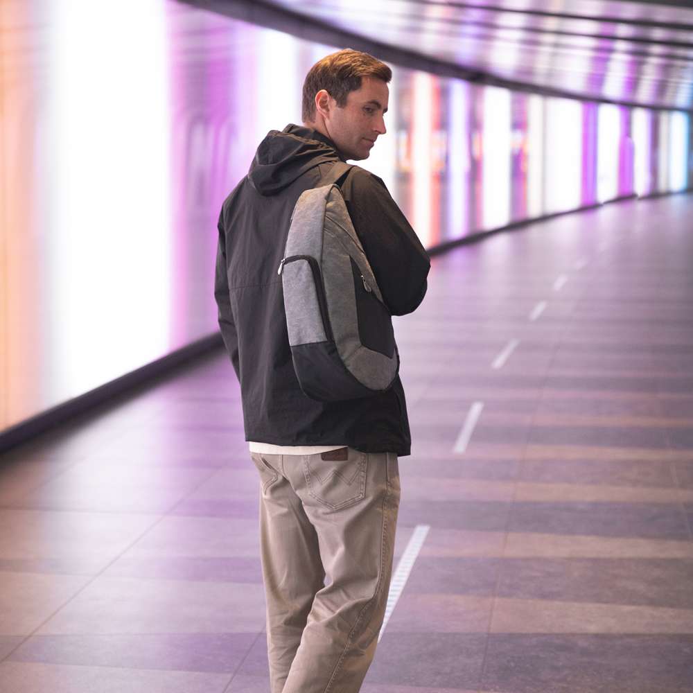 Active Traveller Backpack Medium - Grey