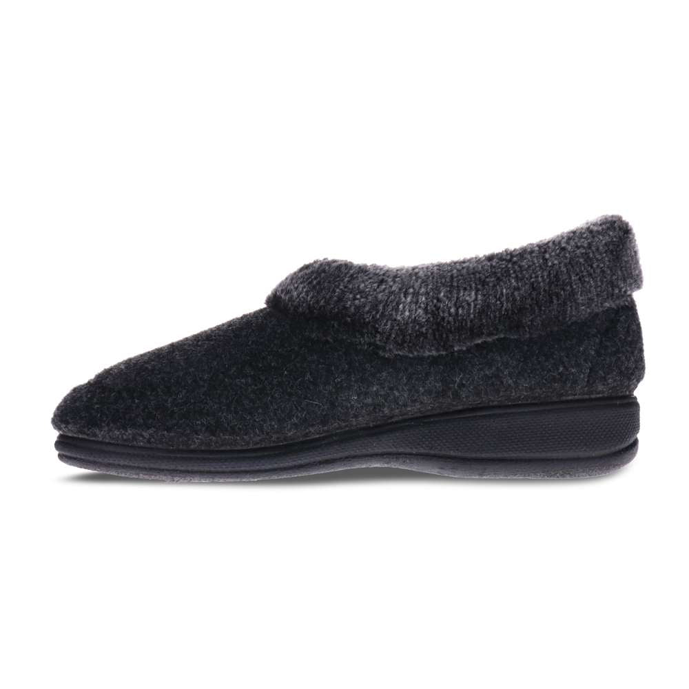 Devine Slipper - Black