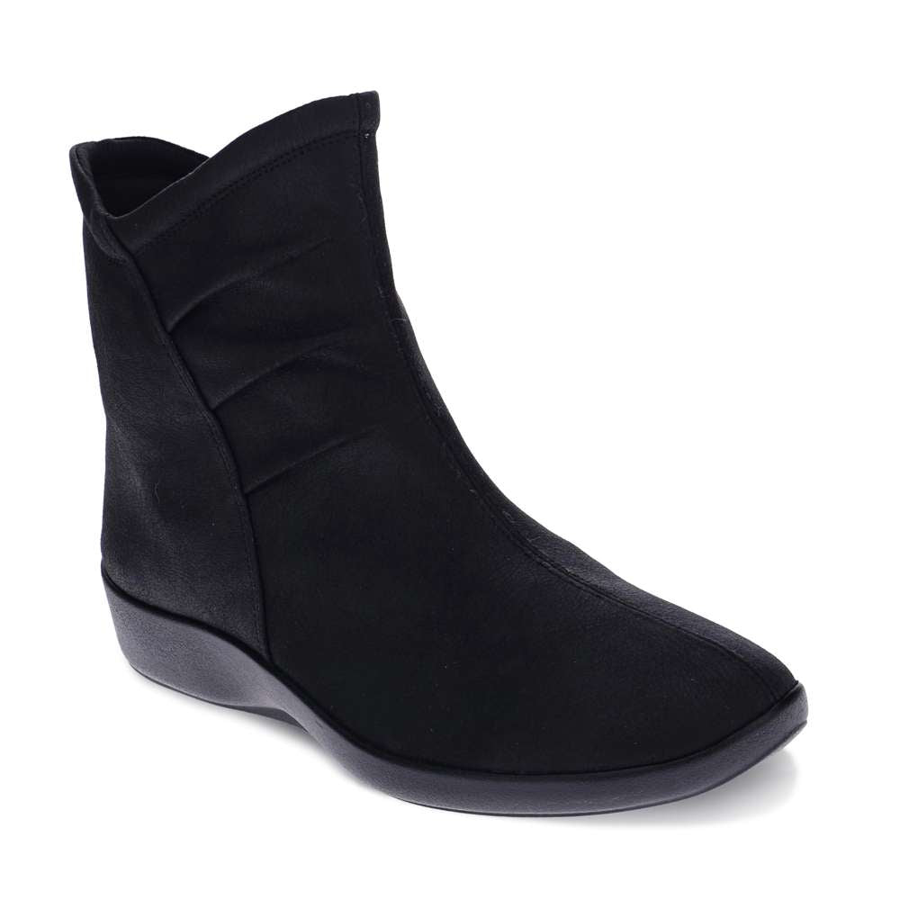 Karla Boots - Black