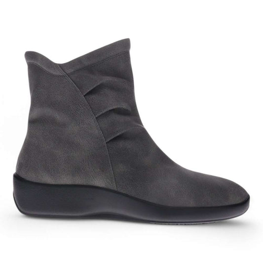 Karla Boots - Grey