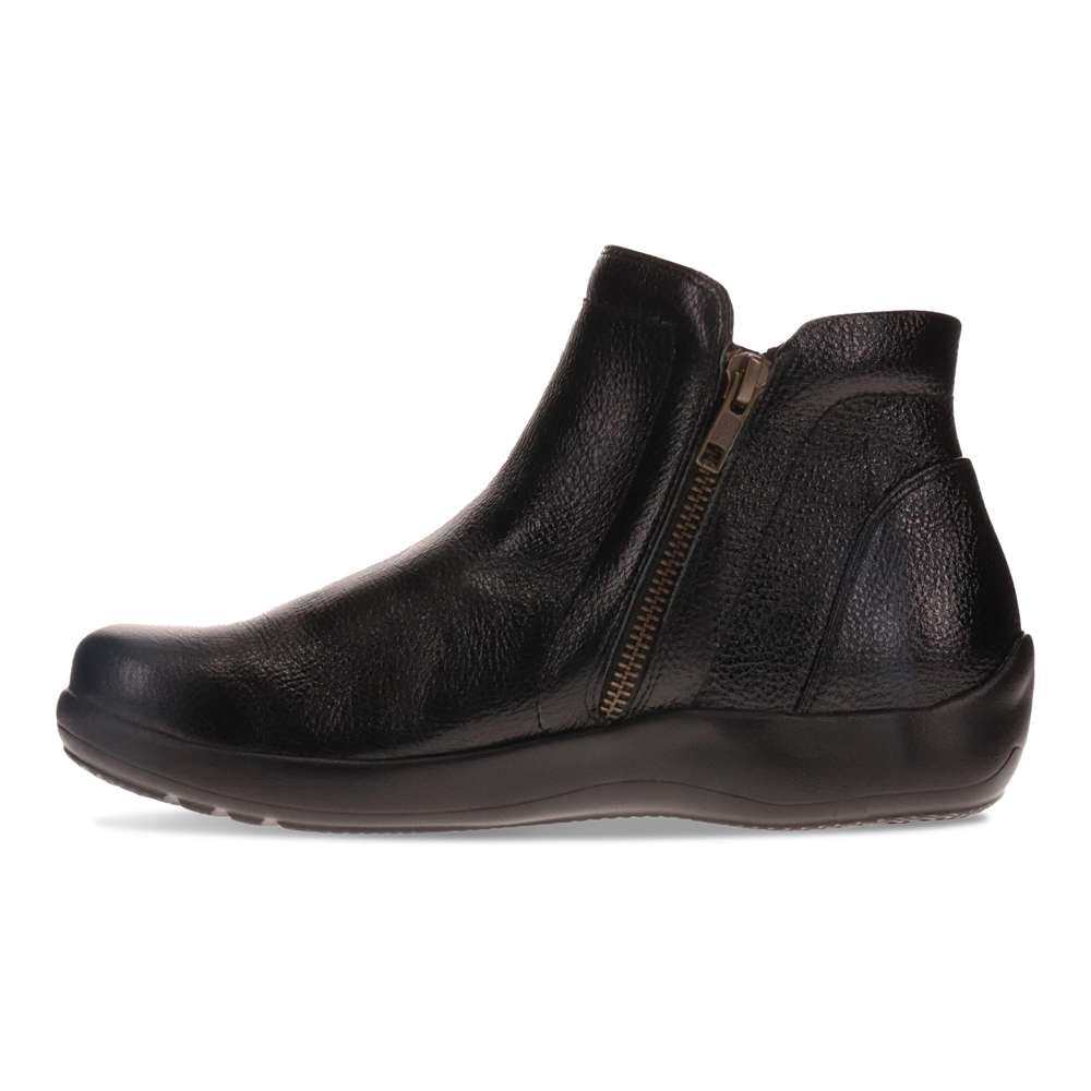 Charleston Boot - Black Pebble