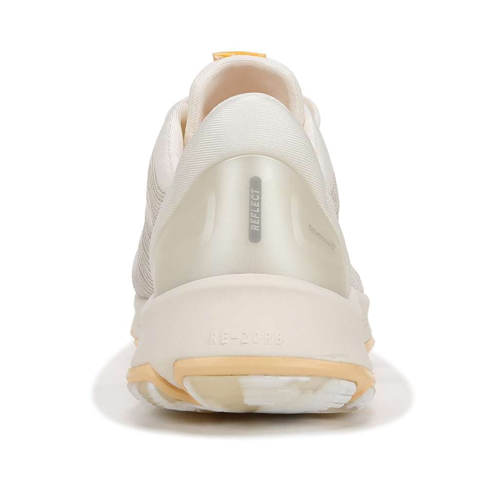 Devotion X Plus Walking Shoe - White Alysm